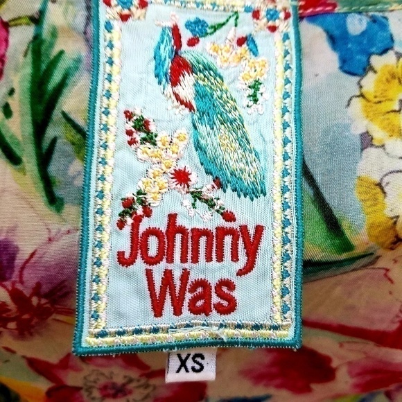 Jw Skyee Floral Print Top - Picture 5 of 5